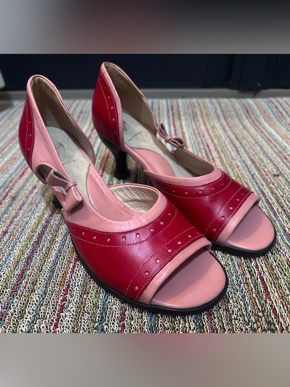 Fluevog VINTAGE EXCELLENT Fellowship Hi Angela red/pink open toe bow pump - 9
